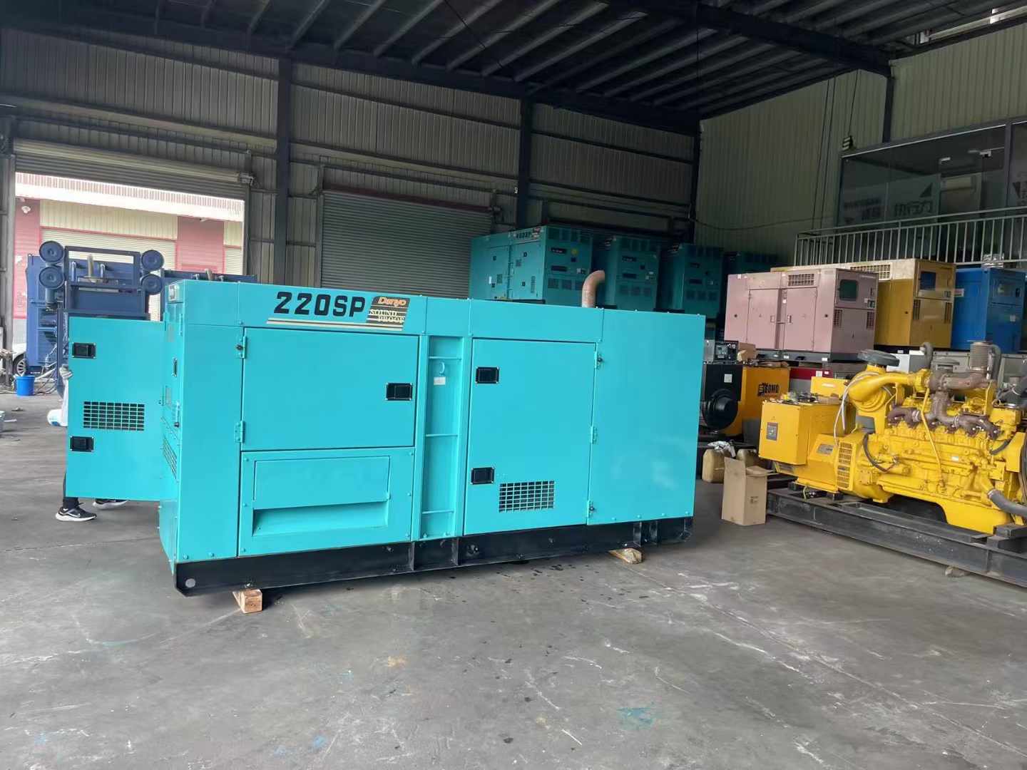 炉霍800kW 柴油发电机的输出电流波动范围是多少?