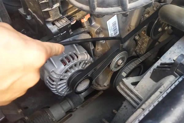 炉霍转速传感器的工作原理是什么？